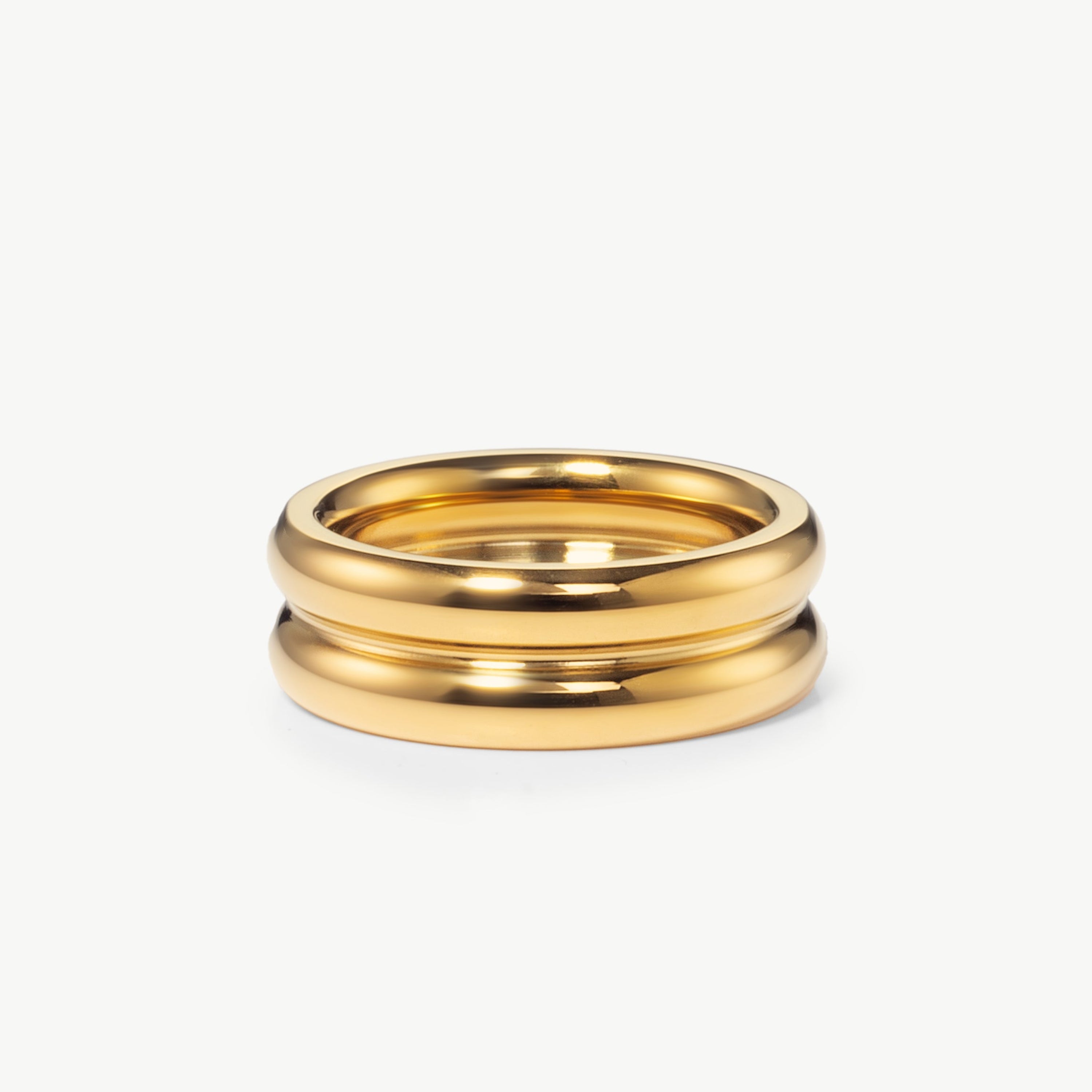 double ring in gold with two connected bands, gold double ring with polished finish and double band ring modern look