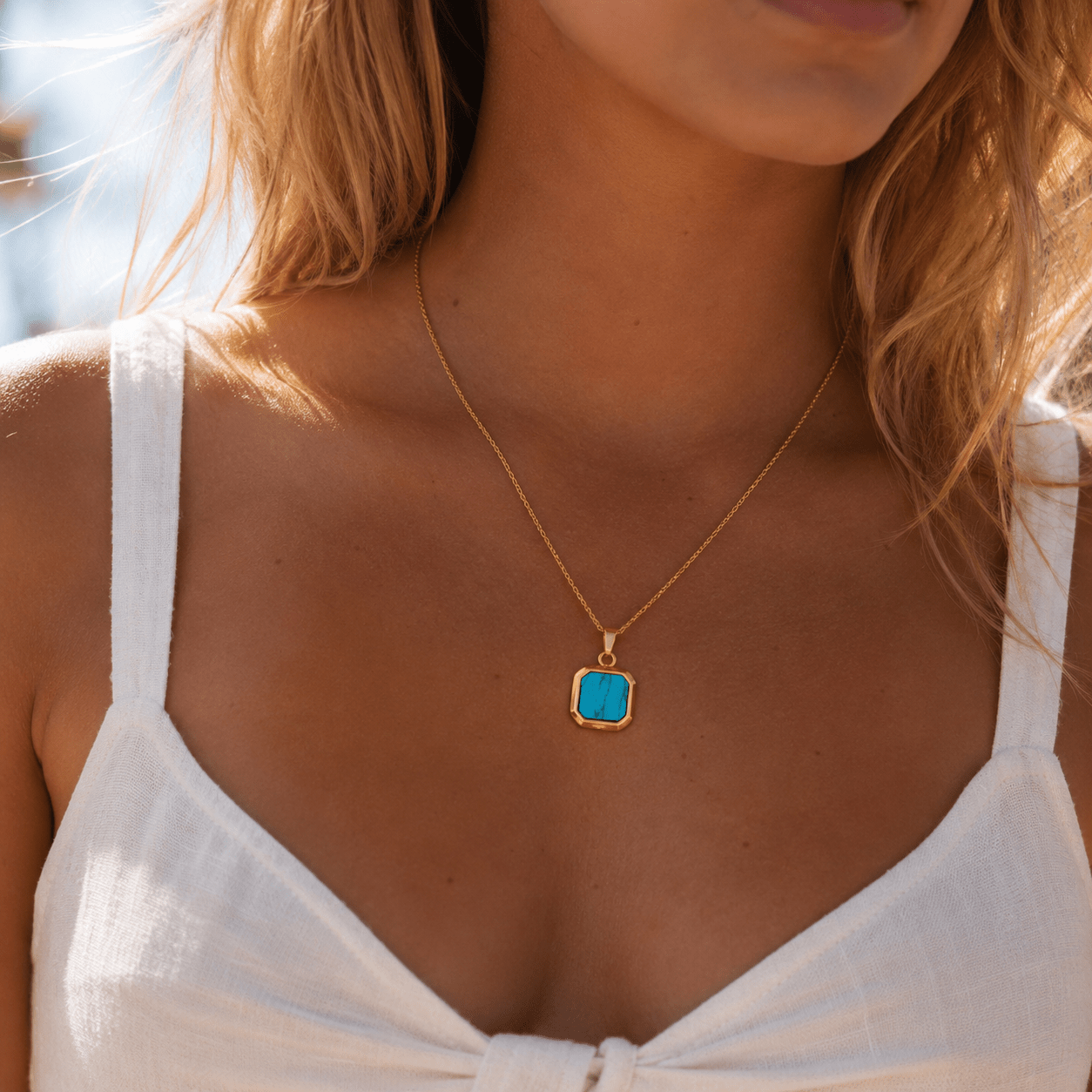 Turquoise Pendant Necklace