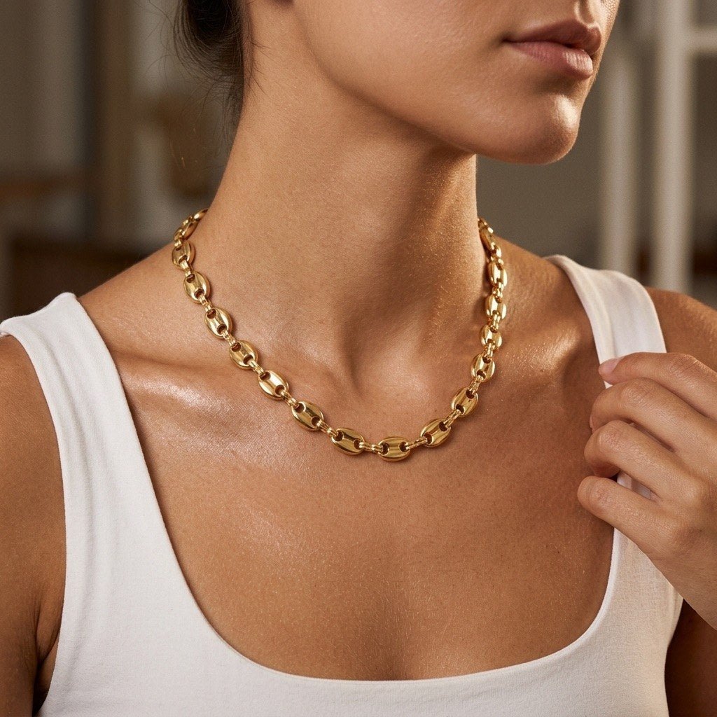 statement gold mariner chain featuring bold polished links in a modern nautical-inspired necklace